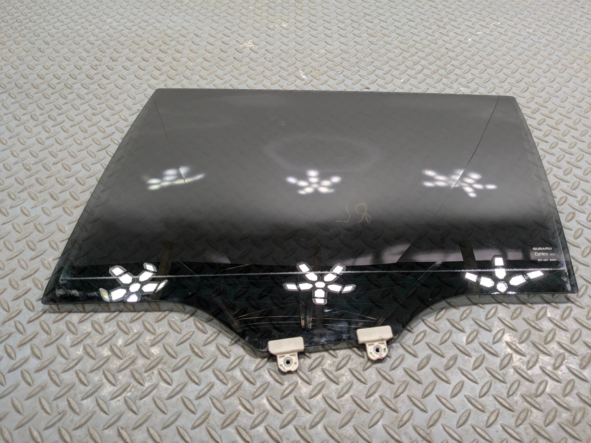 10 - 14 OEM SUBARU OUTBACK REAR LEFT SIDE DOOR WINDOW GLASS WITH PRIVACY TINT