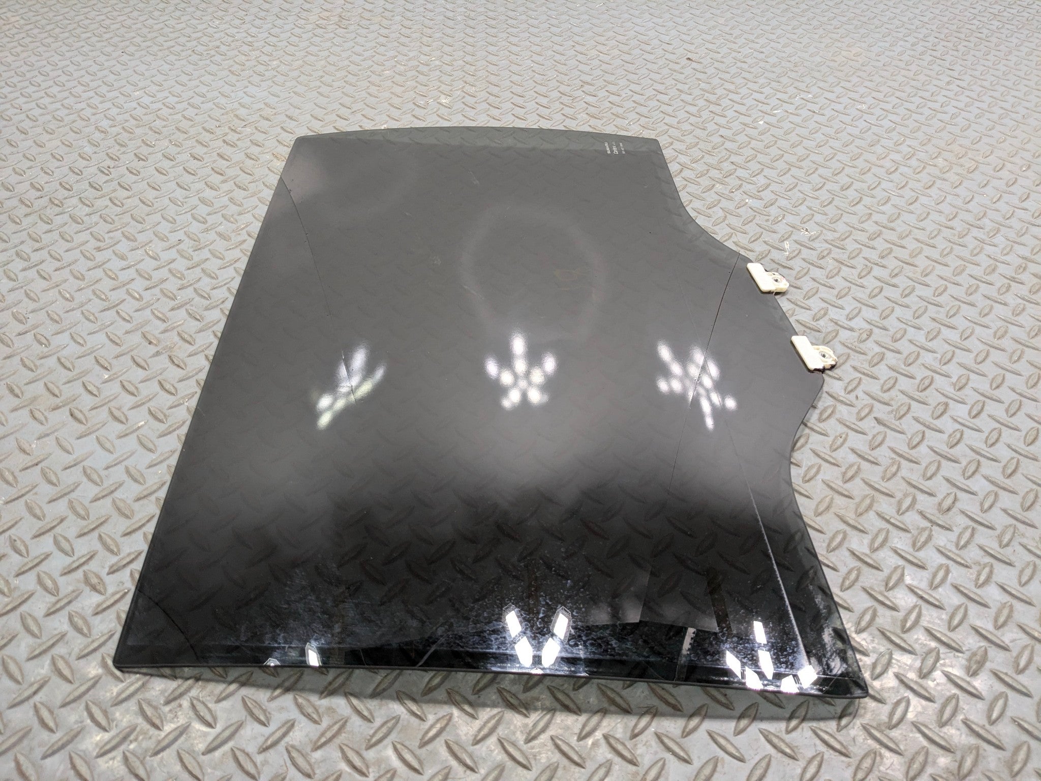 10 - 14 OEM SUBARU OUTBACK REAR LEFT SIDE DOOR WINDOW GLASS WITH PRIVACY TINT