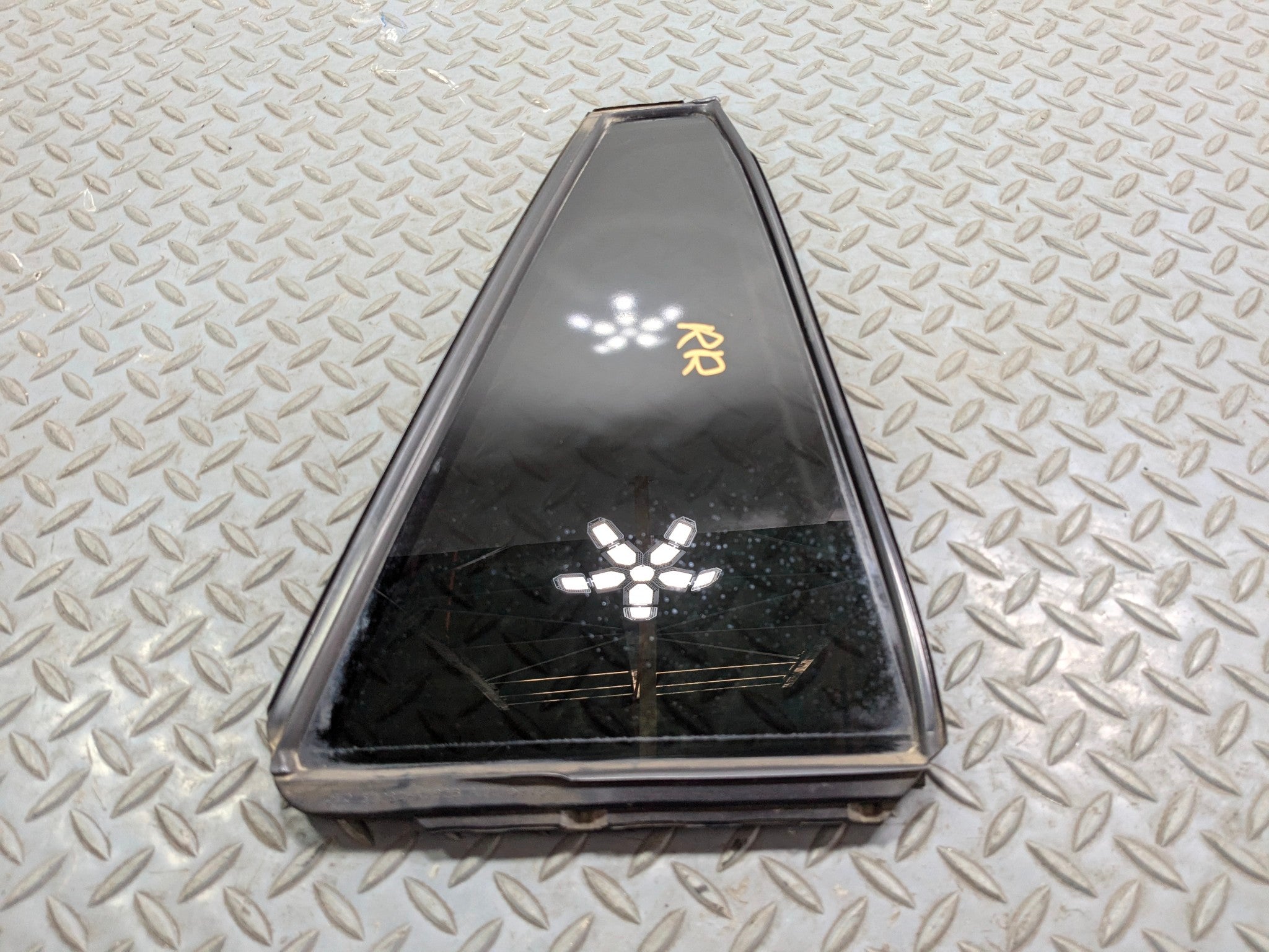 10 - 14 OEM SUBARU OUTBACK QUARTER VENT WINDOW GLASS PRIVACY TINT REAR RIGHT