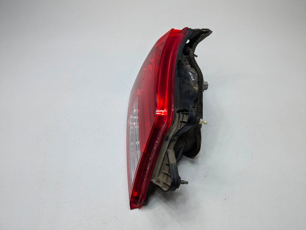 10 - 14 OEM SUBARU OUTBACK REAR LEFT OUTBACK LIFTGATE MOUNTED TAIL LIGHT