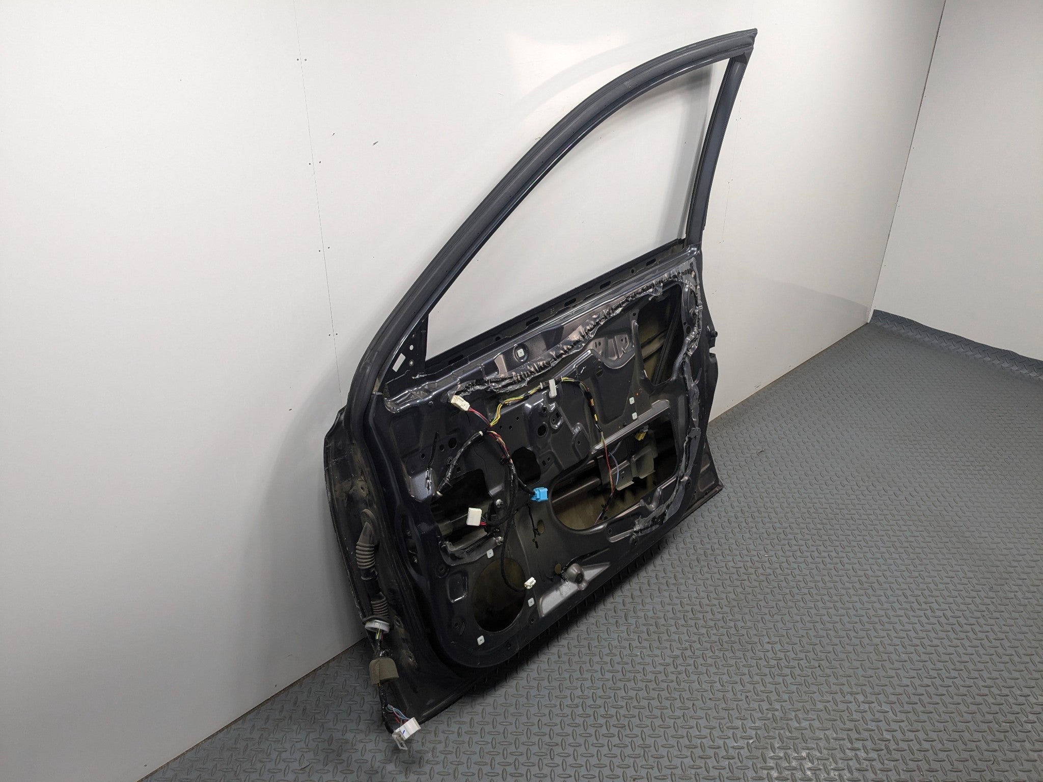 10 - 14 OEM SUBARU OUTBACK FRONT RIGHT SIDE DOOR SHELL PANEL AZURITE BLUE PEARL