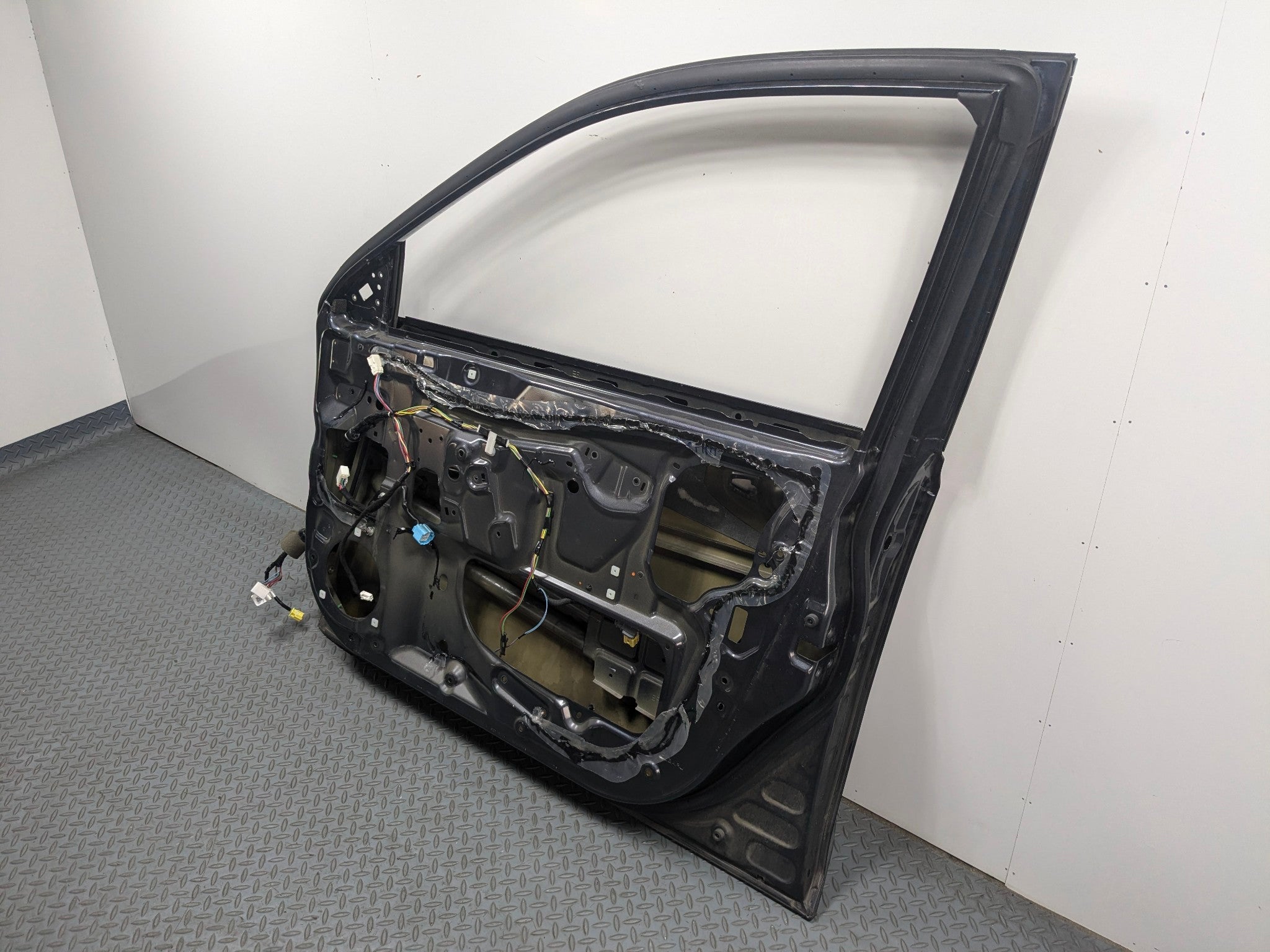 10 - 14 OEM SUBARU OUTBACK FRONT RIGHT SIDE DOOR SHELL PANEL AZURITE BLUE PEARL