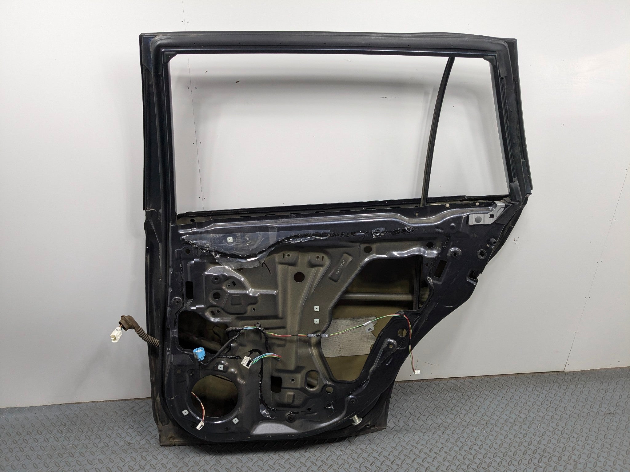 10 - 14 OEM SUBARU OUTBACK REAR RIGHT SIDE DOOR SHELL PANEL AZURITE BLUE PEARL