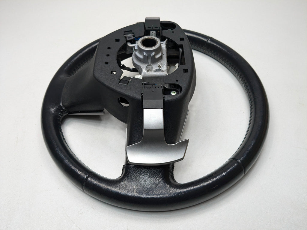 10 - 14 OEM SUBARU OUTBACK MULTIFUNCTIONAL STEERING WHEEL WITH CONTROL SWITCH