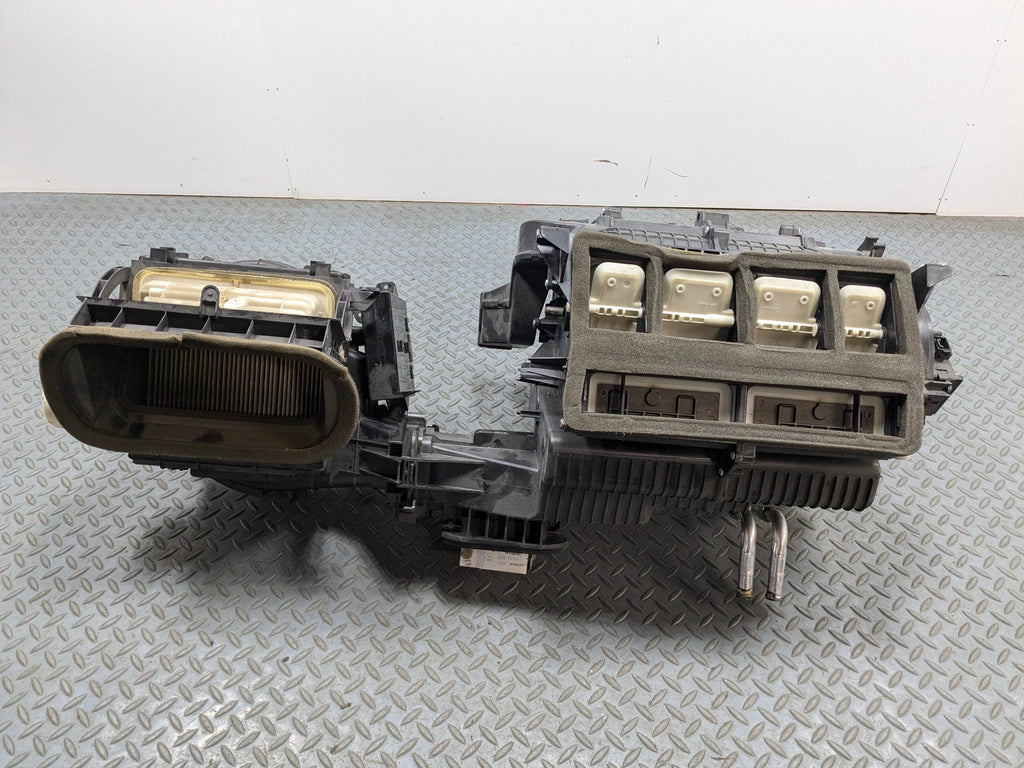 10 - 14 OEM SUBARU OUTBACK AC EVAPORATOR CLIMATE HEATER BLOWING MOTOR HOUSING