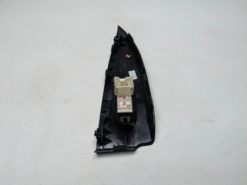 10 - 14 OEM SUBARU OUTBACK REAR RIGHT PASSENGER SIDE DOOR WINDOW CONTROL SWITCH