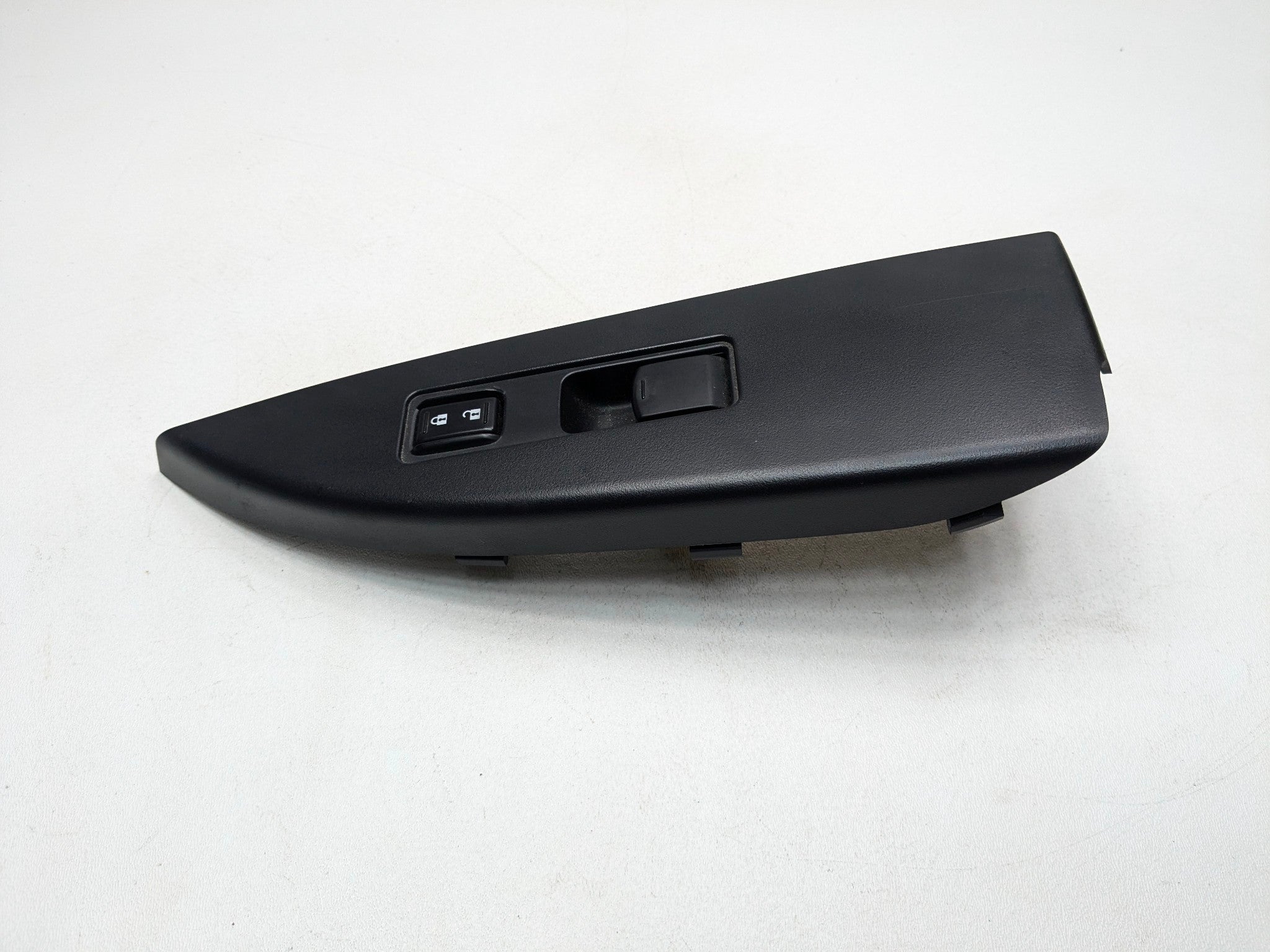 10 - 14 OEM SUBARU OUTBACK FRONT RIGHT PASSENGER SIDE DOOR WINDOW CONTROL SWITCH