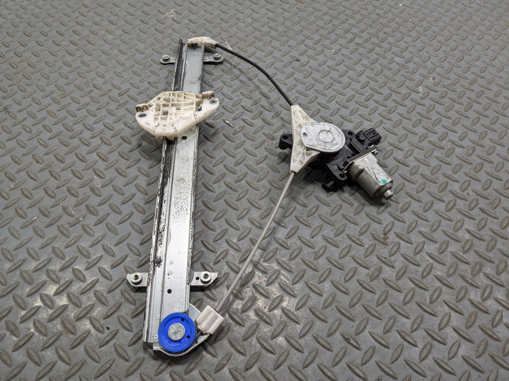 10 - 14 OEM SUBARU OUTBACK FRONT LEFT SIDE POWER WINDOW MOTOR REGULATOR ASSEMBLY