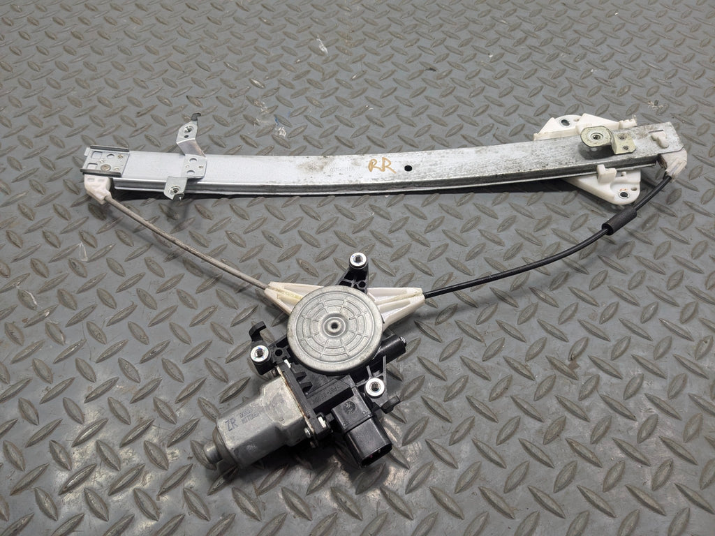 10 - 14 OEM SUBARU OUTBACK REAR RIGHT SIDE POWER WINDOW MOTOR REGULATOR ASSEMBLY