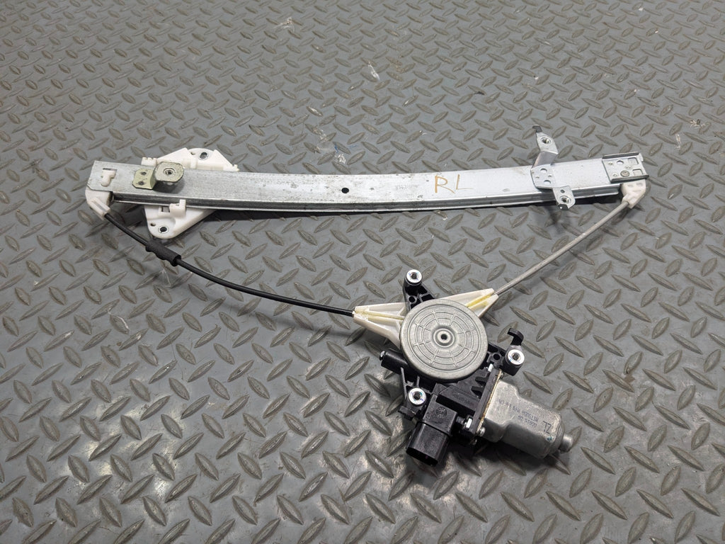 10 - 14 OEM SUBARU OUTBACK REAR LEFT SIDE POWER WINDOW MOTOR REGULATOR ASSEMBLY