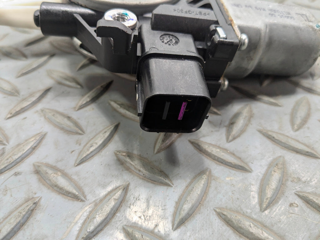 10 - 14 OEM SUBARU OUTBACK REAR LEFT SIDE POWER WINDOW MOTOR REGULATOR ASSEMBLY