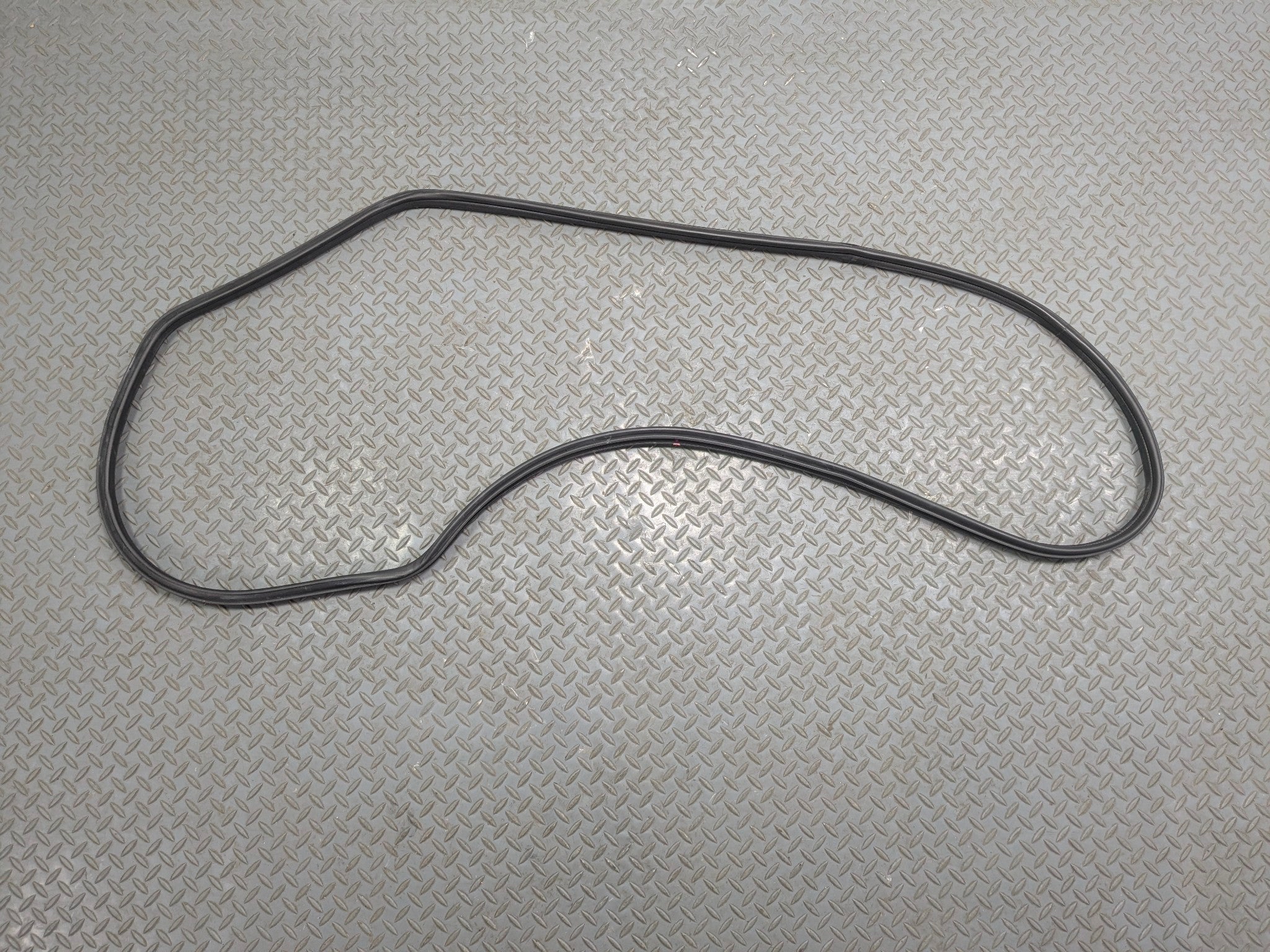 10 - 14 OEM SUBARU OUTBACK REAR LEFT DRIVER SIDE DOOR WEATHER STRIPPING RUBBER