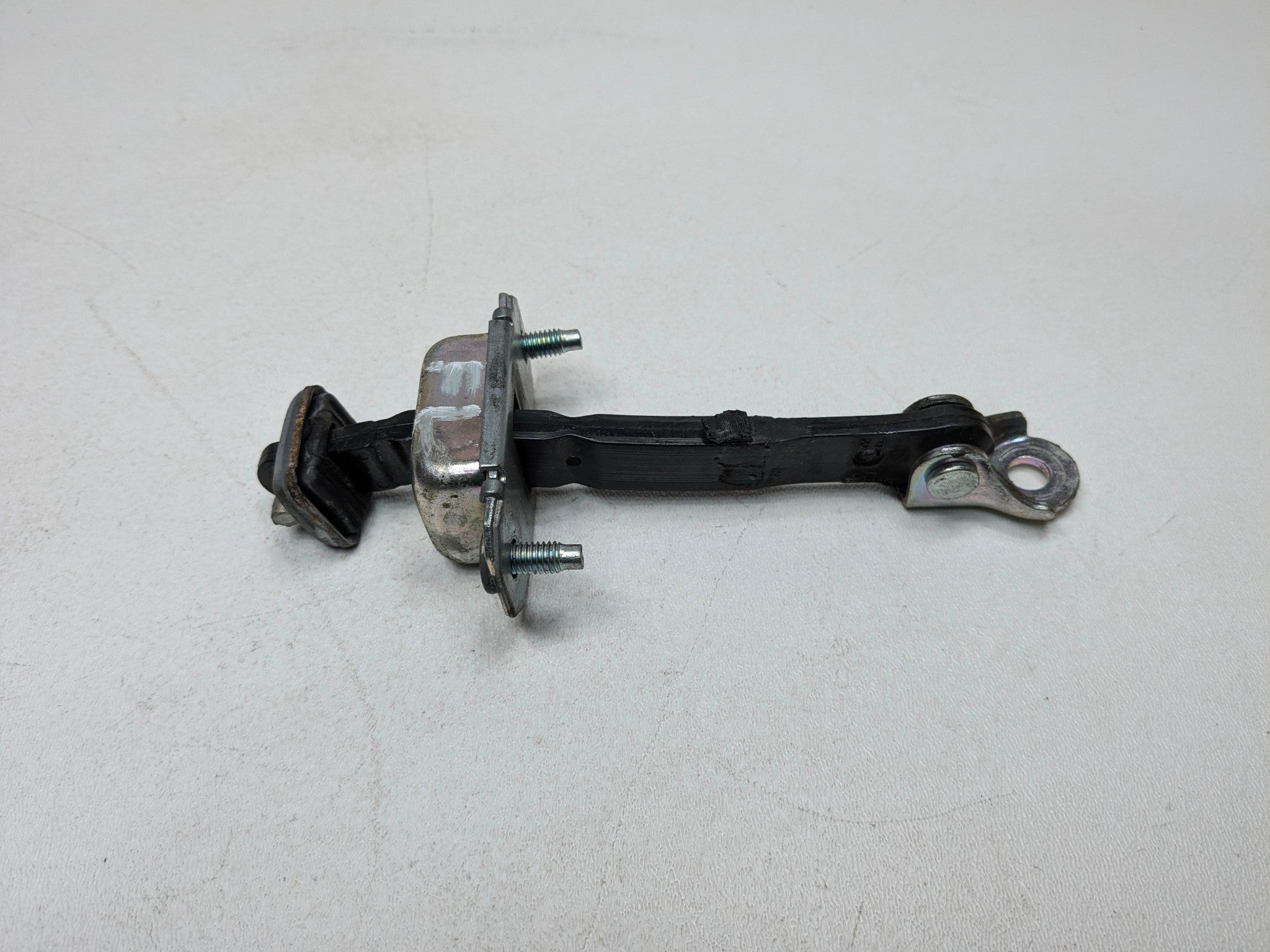 10 - 14 OEM SUBARU OUTBACK FRONT RIGHT PASSENGER SIDE DOOR CHECK STRAP STOPPER