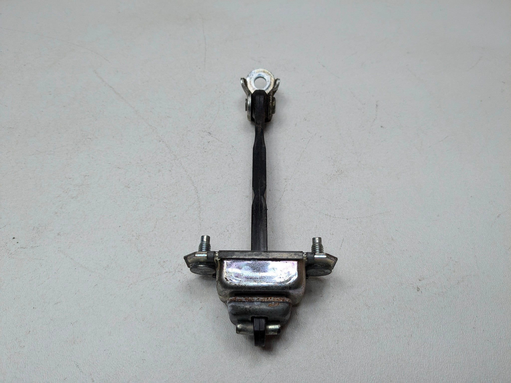 10 - 14 OEM SUBARU OUTBACK REAR RIGHT PASSENGER SIDE DOOR CHECK STRAP STOPPER