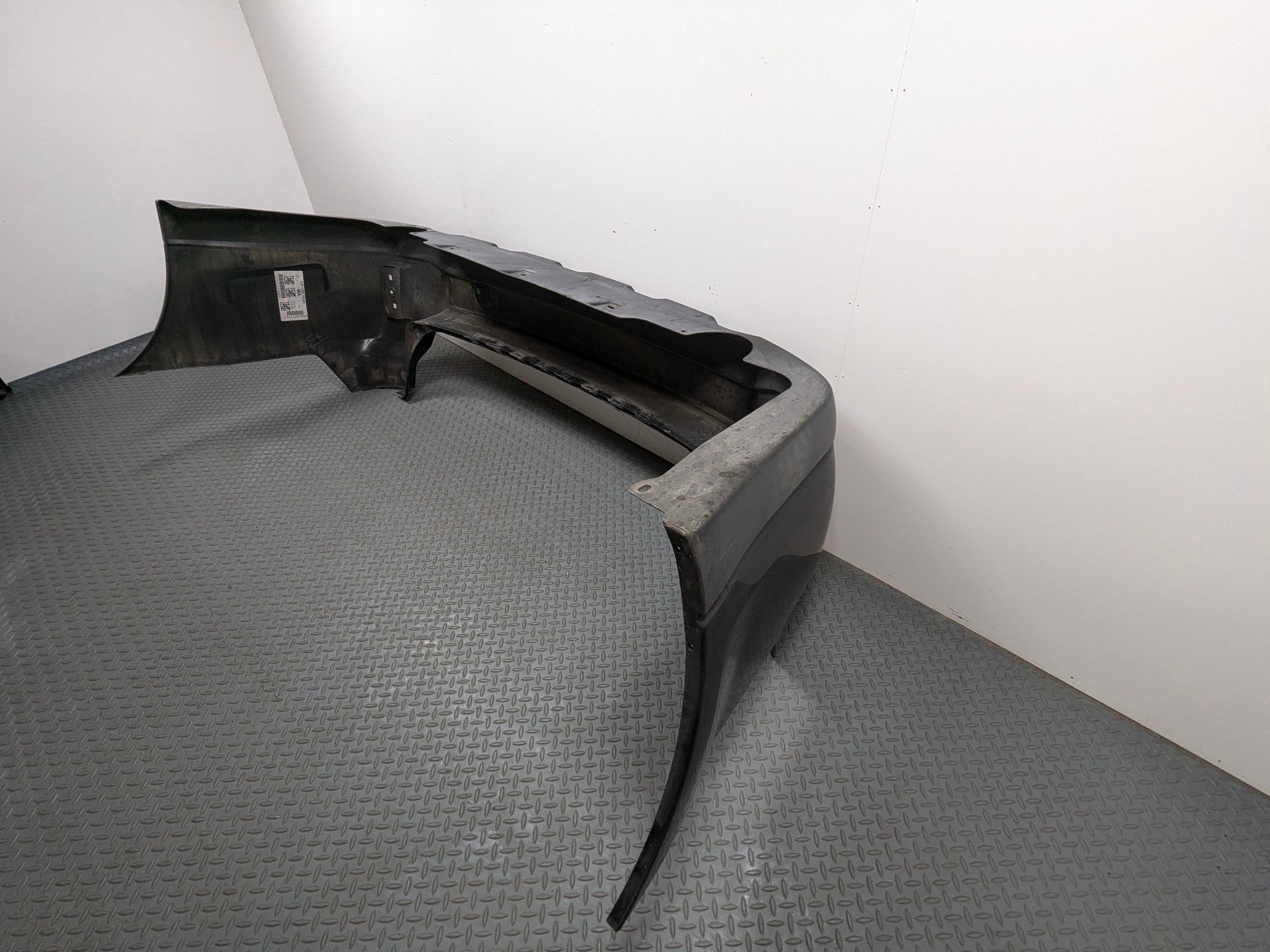 10 - 14 OEM SUBARU OUTBACK REAR BUMPER COVER PANEL ASSEMBLY AZURITE BLUE PEARL