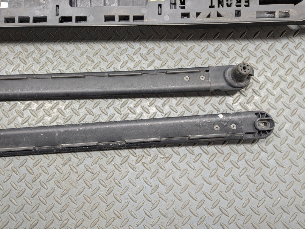 10 - 14 OEM SUBARU OUTBACK LEFT AND RIGHT SIDE ROOF RAIL RACK CARRIER CROSS BAR