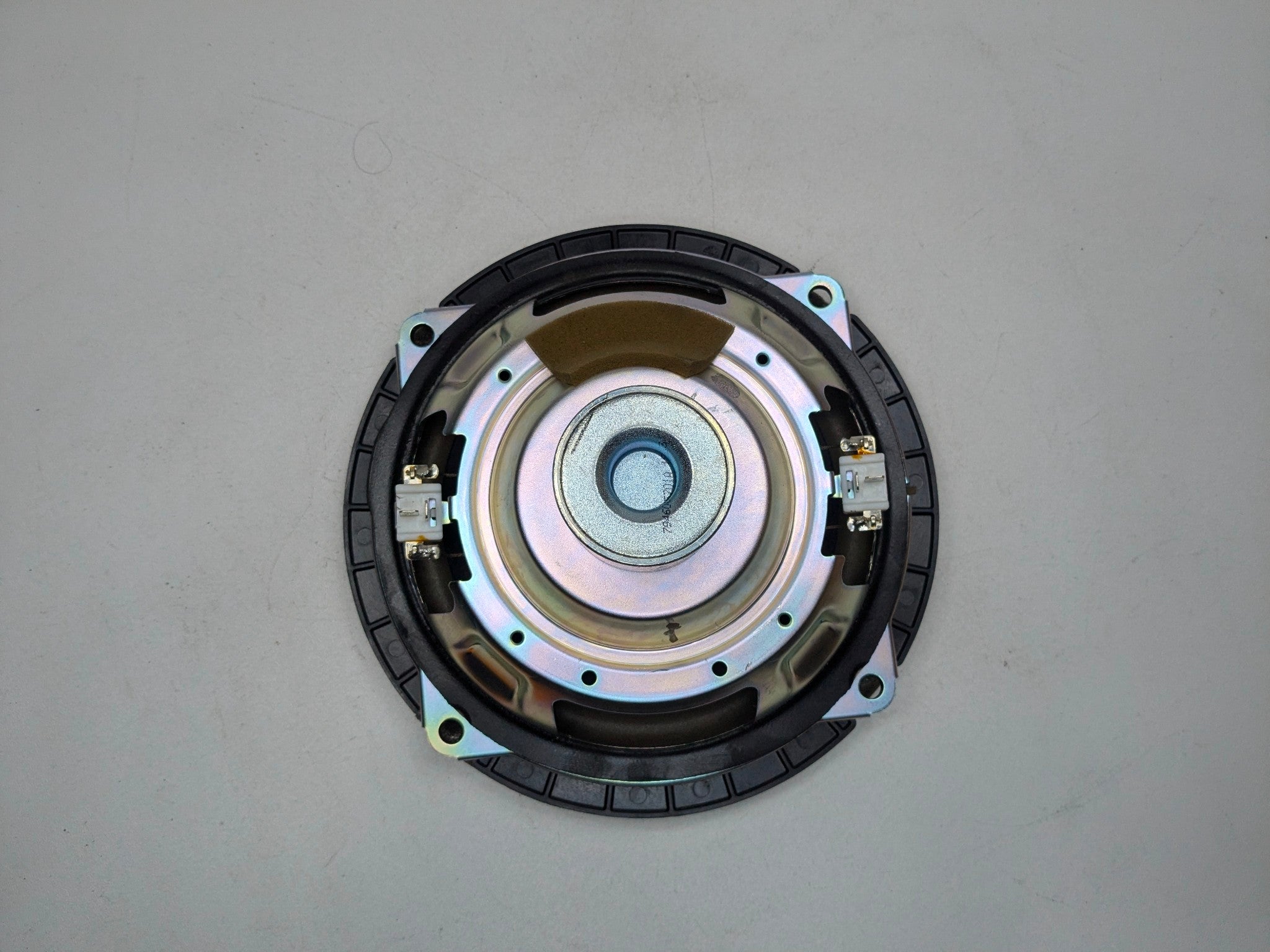 2010 - 2014 OEM SUBARU OUTBACK REAR DECK AUDIO SOUND SYSTEM SUBWOOFER SPEAKER