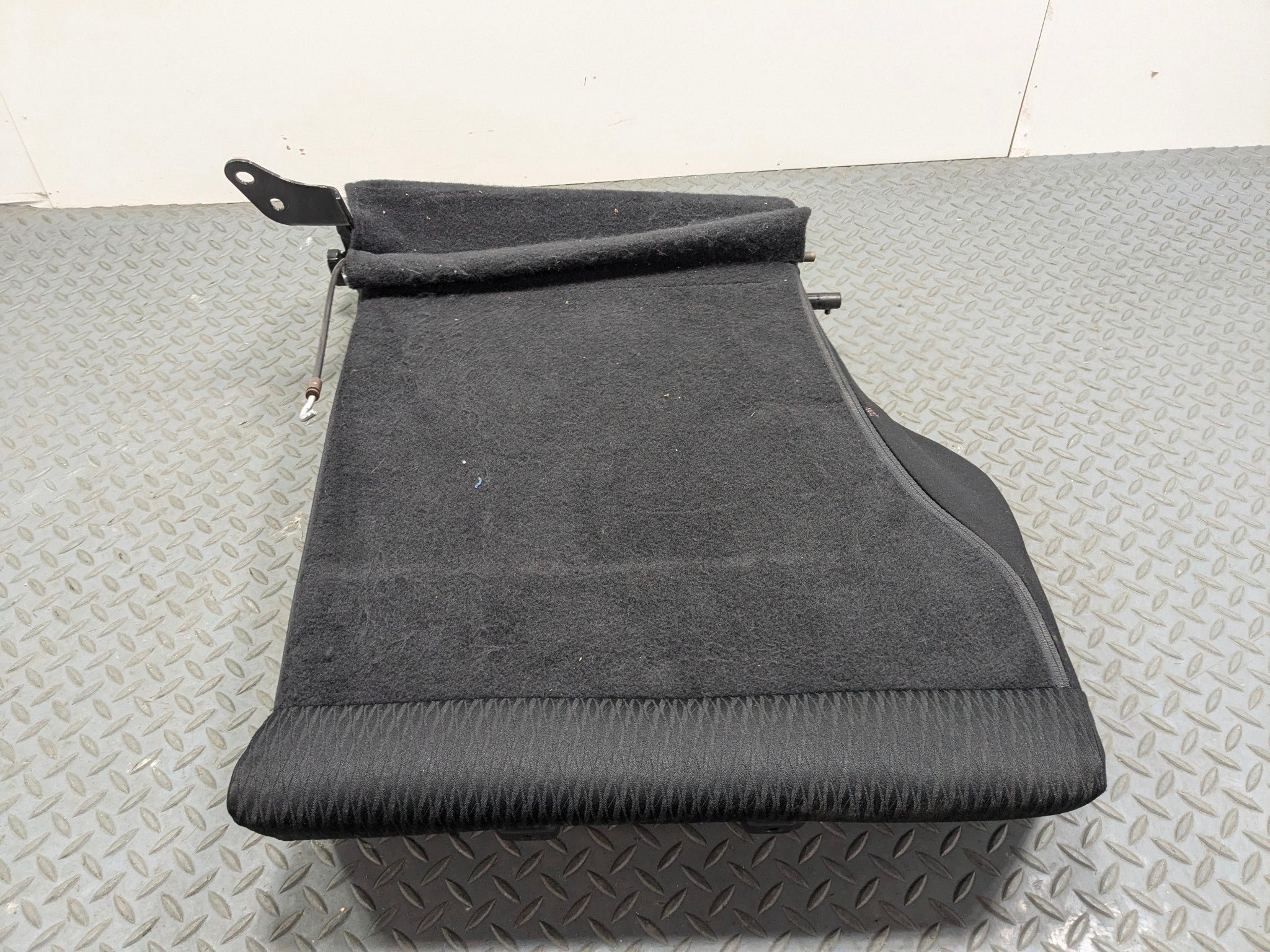 10 - 14 OEM SUBARU OUTBACK REAR RIGHT PASSENGER SIDE UPPER SEAT CUSHION BLACK