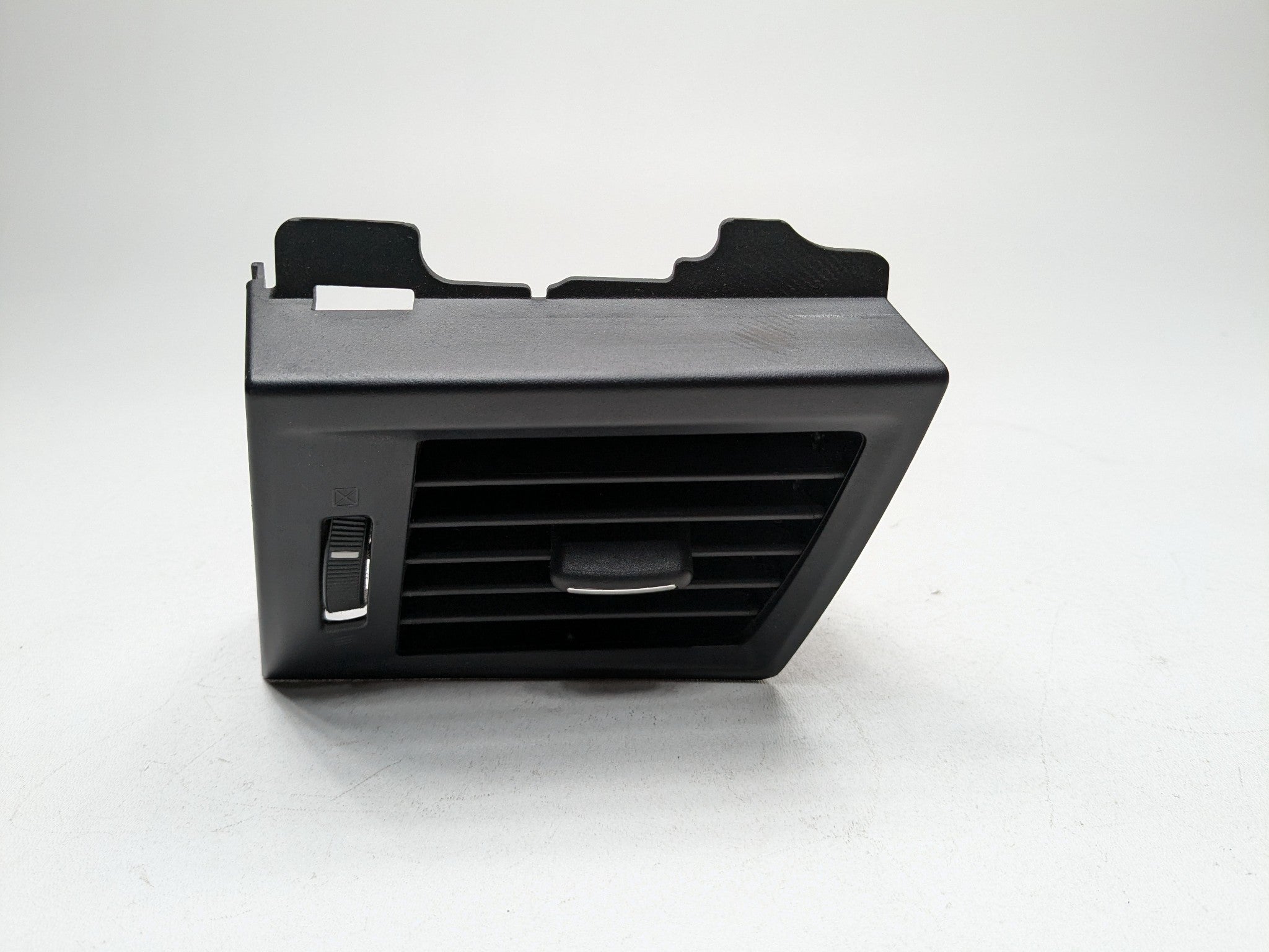 10 - 14 OEM SUBARU OUTBACK RIGHT PASSENGER SIDE DASH AC AIR VENT GRILLE BLACK