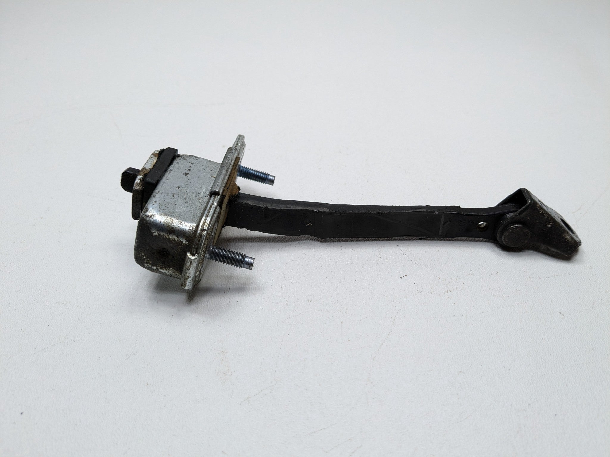 2012 - 2014 HYUNDAI AZERA OEM DOOR CHECK STRAP STOPPER REAR LEFT DRIVER SIDE