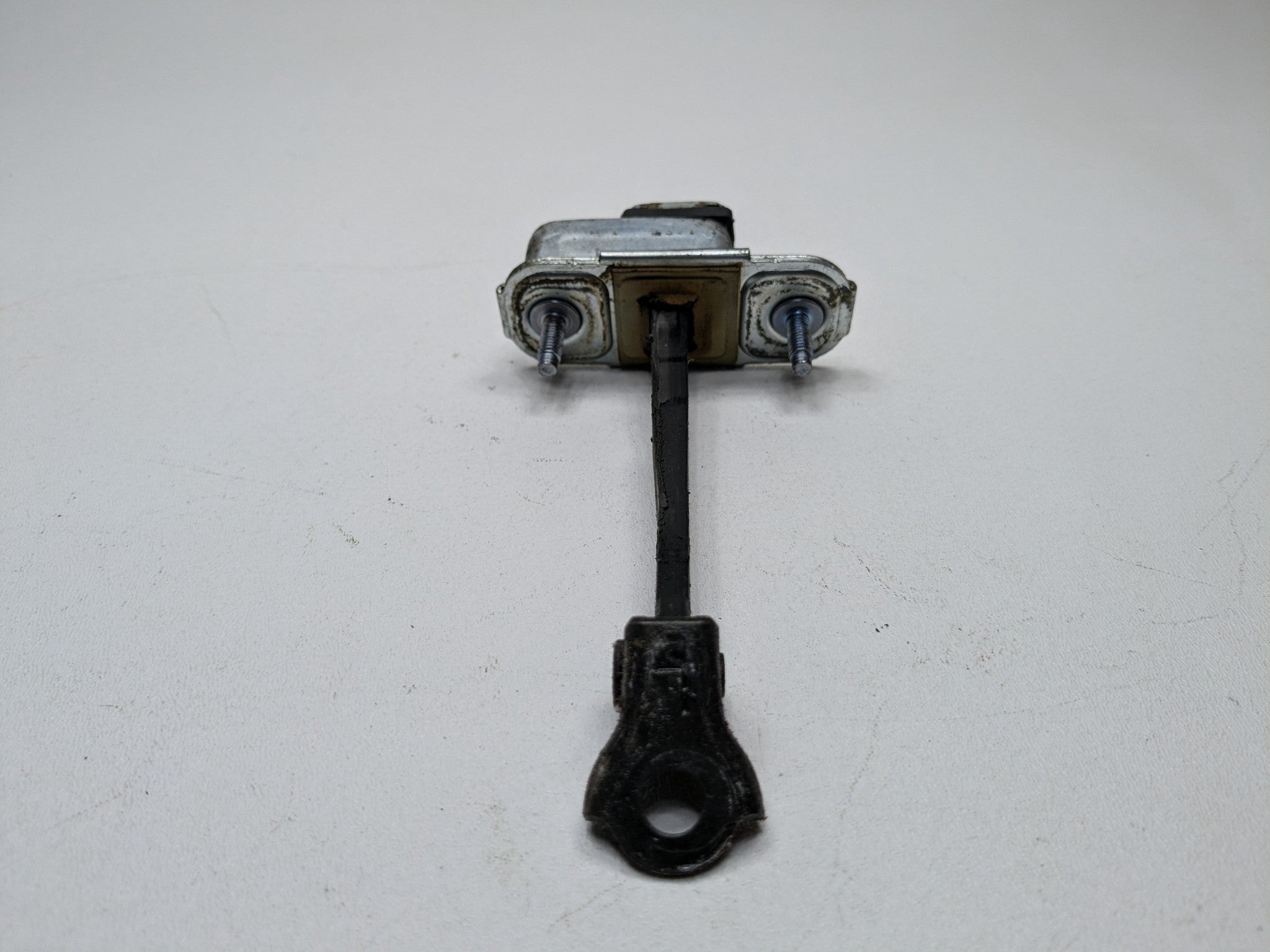 2012 - 2014 HYUNDAI AZERA OEM DOOR CHECK STRAP STOPPER REAR LEFT DRIVER SIDE
