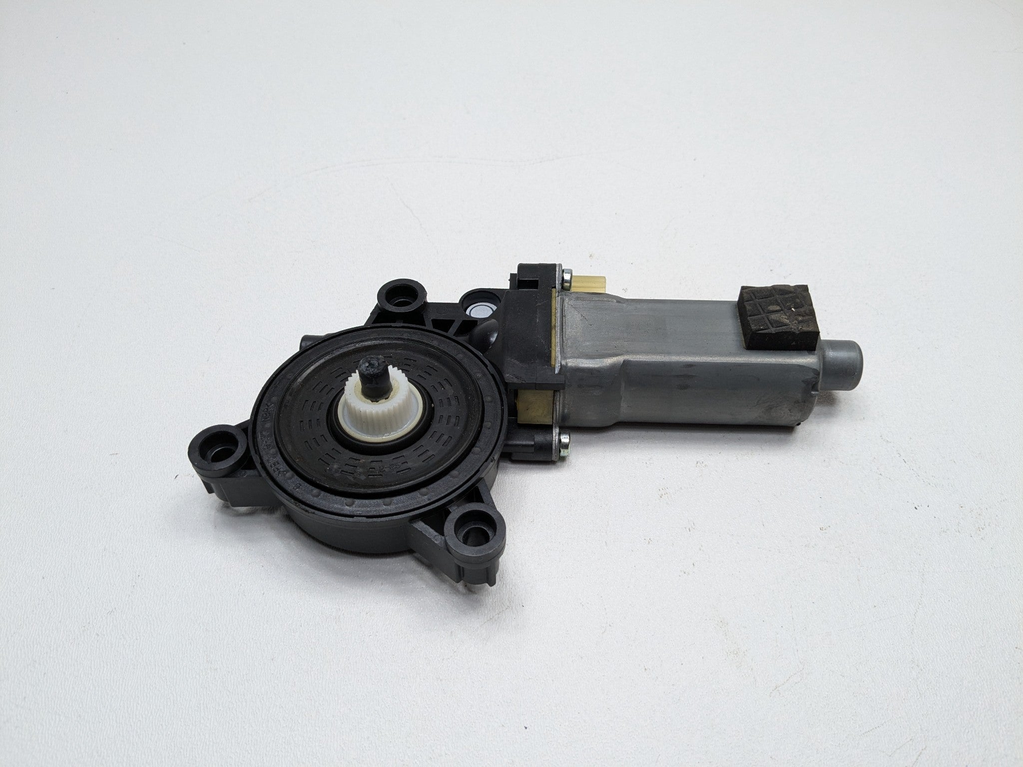 2012 - 2014 HYUNDAI AZERA OEM POWER WINDOW MOTOR REAR LEFT DRIVER SIDE