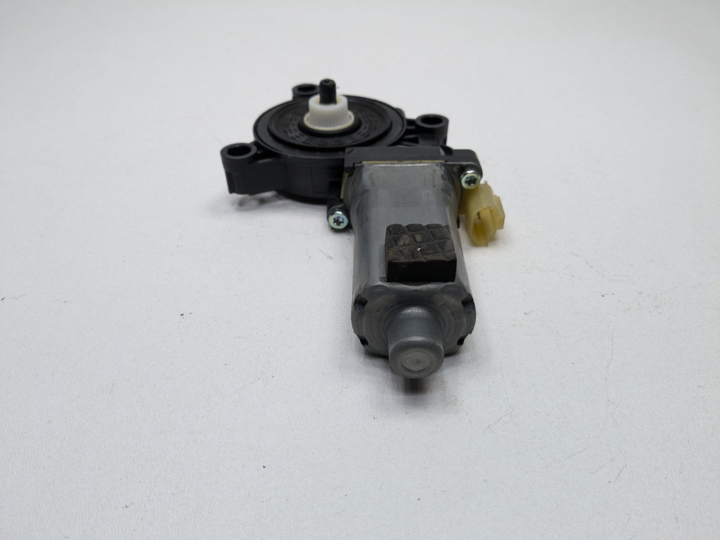 2012 - 2014 HYUNDAI AZERA OEM POWER WINDOW MOTOR REAR LEFT DRIVER SIDE