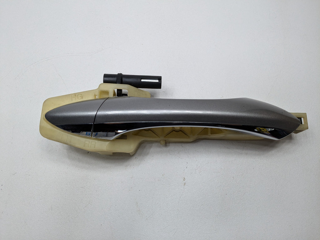 2012 - 2014  HYUNDAI AZERA OEM REAR LEFT DRIVER SIDE EXTERIOR DOOR HANDLE