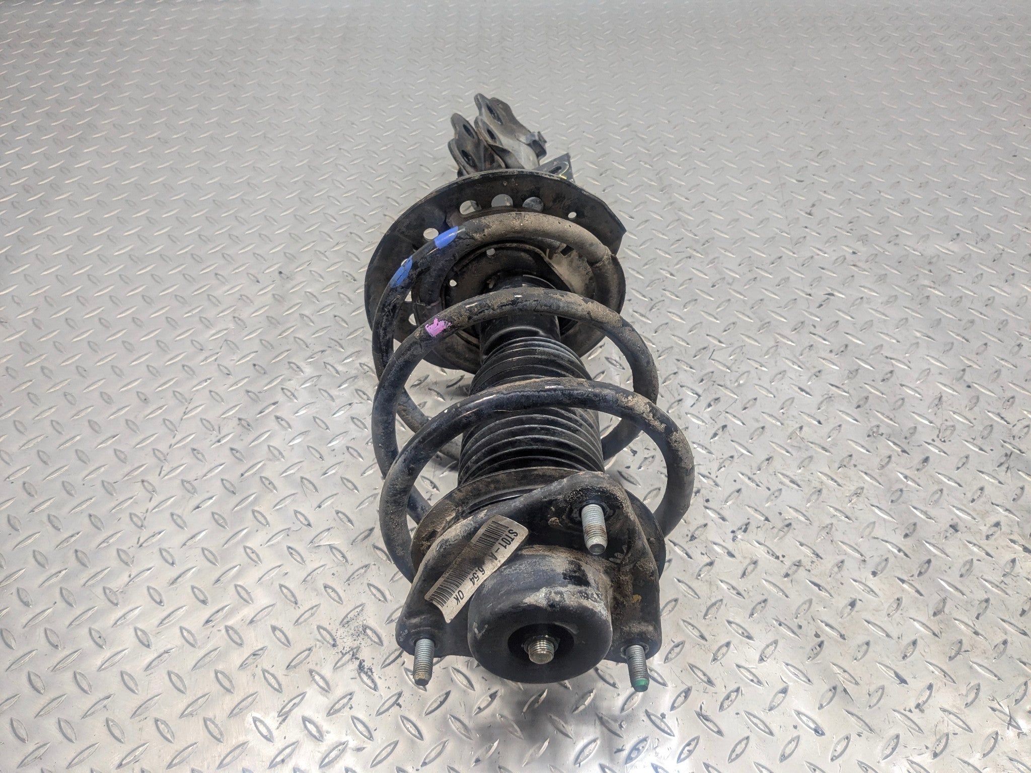 2012 - 2014 HYUNDAI AZERA OEM SHOCK ABSORBER STRUT FRONT LEFT DRIVER SIDE