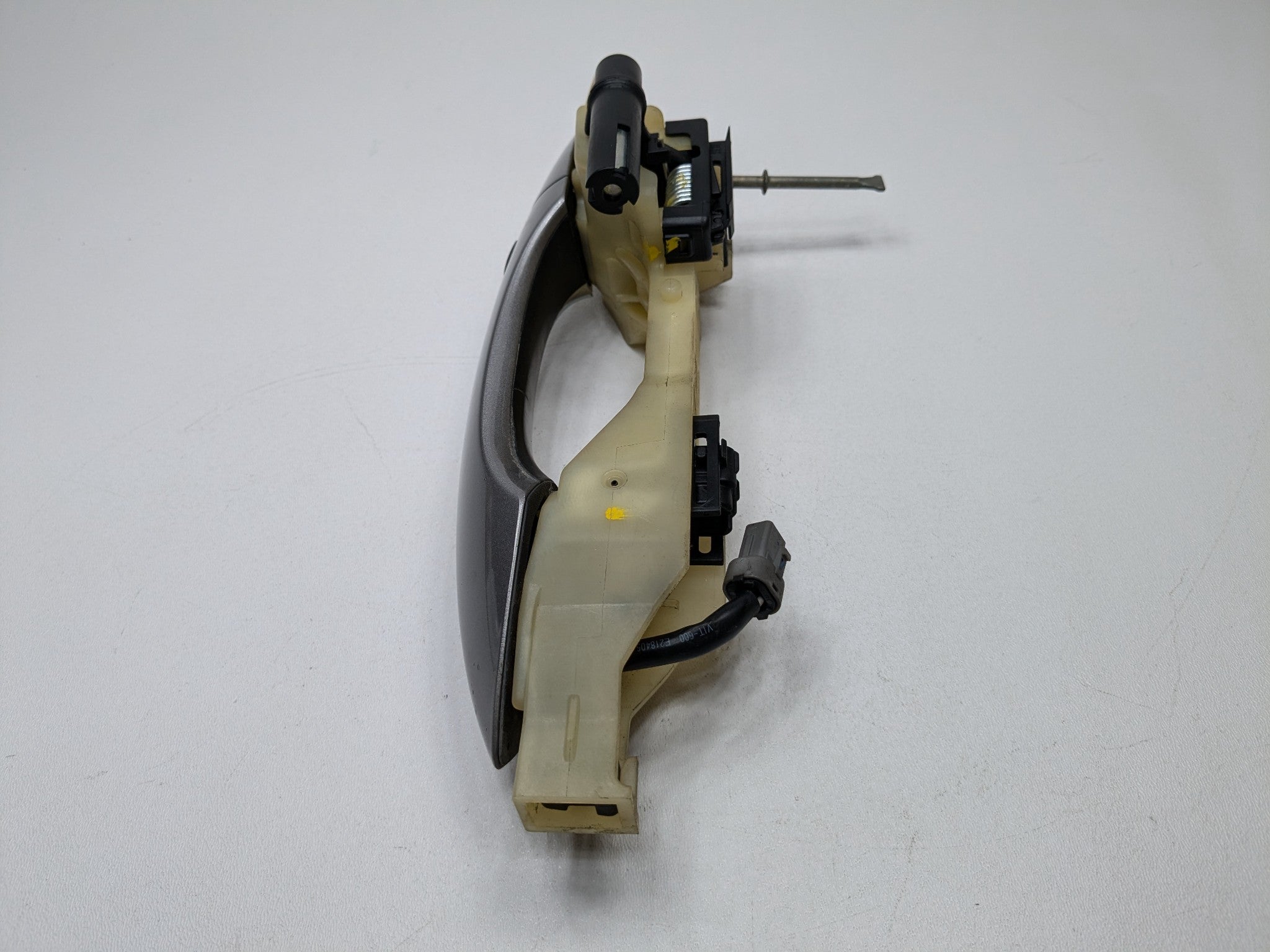 2012 - 2014 HYUNDAI AZERA OEM FRONT LEFT DRIVER SIDE EXTERIOR DOOR HANDLE