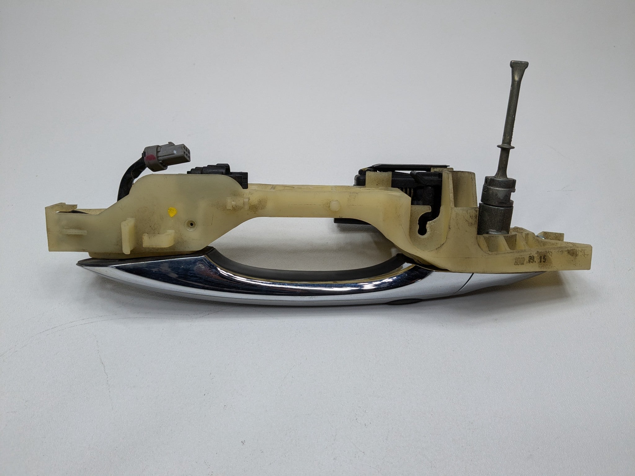 2012 - 2014 HYUNDAI AZERA OEM FRONT LEFT DRIVER SIDE EXTERIOR DOOR HANDLE