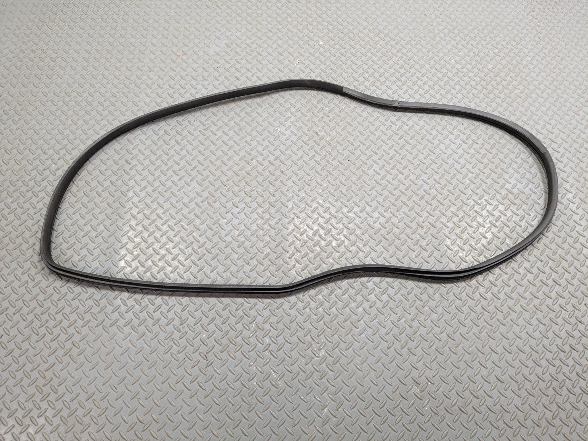 2012 - 2014 HYUNDAI AZERA OEM DOOR SEAL WEATHER STRIPPING RUBBER REAR LEFT SIDE