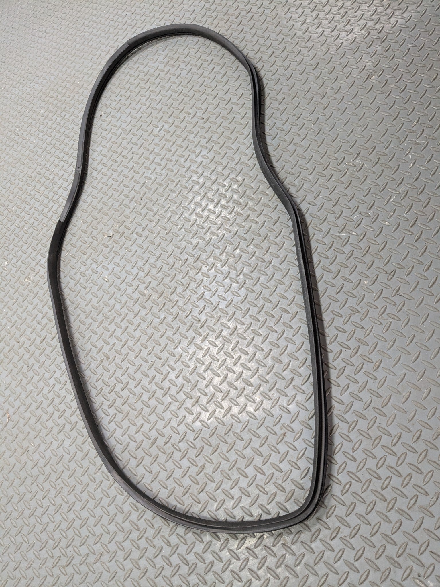 2012 - 2014 HYUNDAI AZERA OEM DOOR SEAL WEATHER STRIPPING RUBBER REAR LEFT SIDE