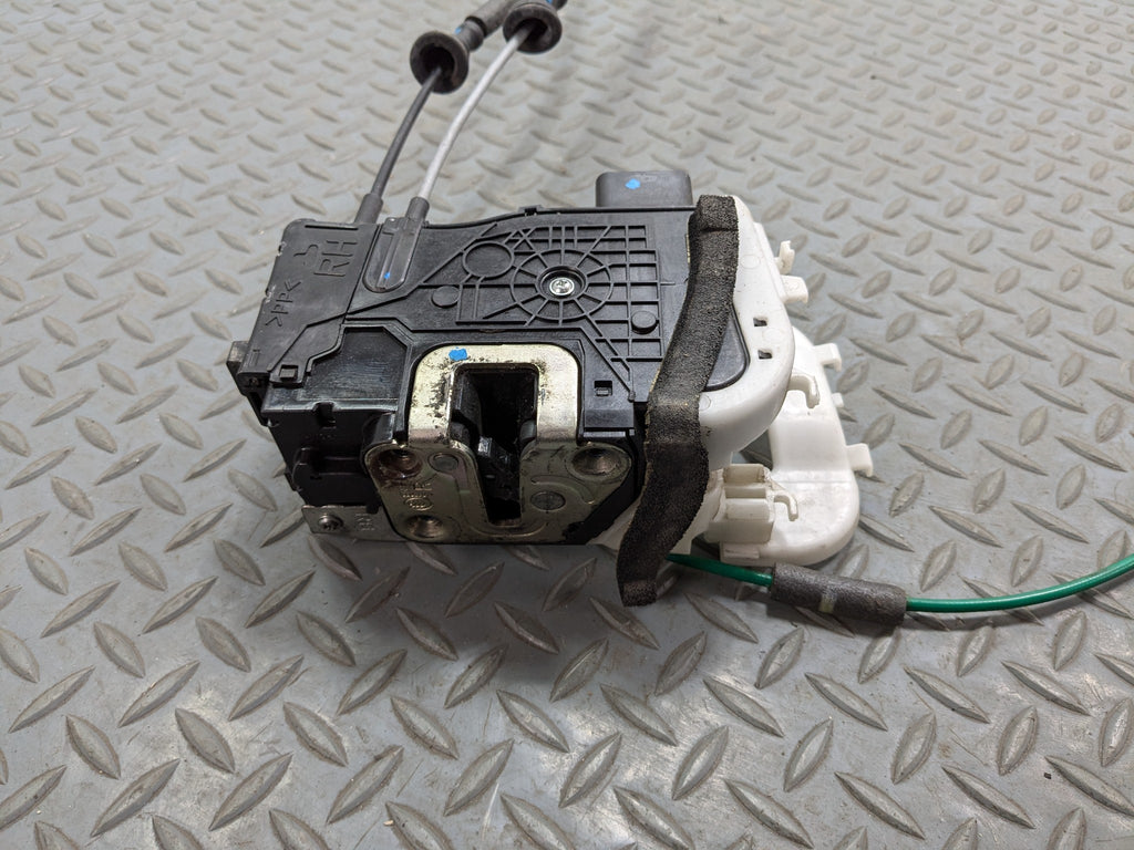 12 - 14 HYUNDAI AZERA OEM DOOR LOCK LATCH ACTUATOR FRONT RIGHT PASSENGER SIDE