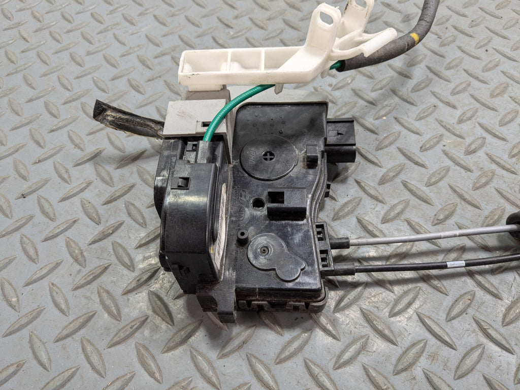 2012 - 2014 HYUNDAI AZERA OEM DOOR LOCK LATCH ACTUATOR REAR RIGHT PASSENGER SIDE