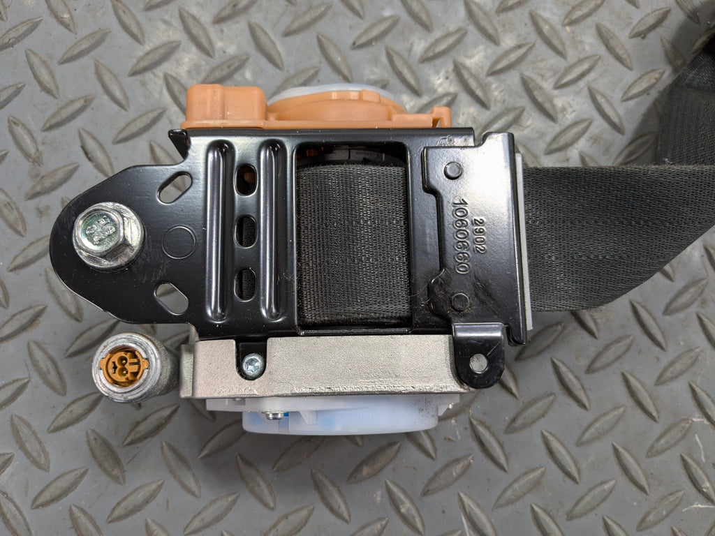 2012 - 2014 HYUNDAI AZERA OEM SAFETY SEAT BELT PASSENGER RIGHT SIDE ASSEMBLY