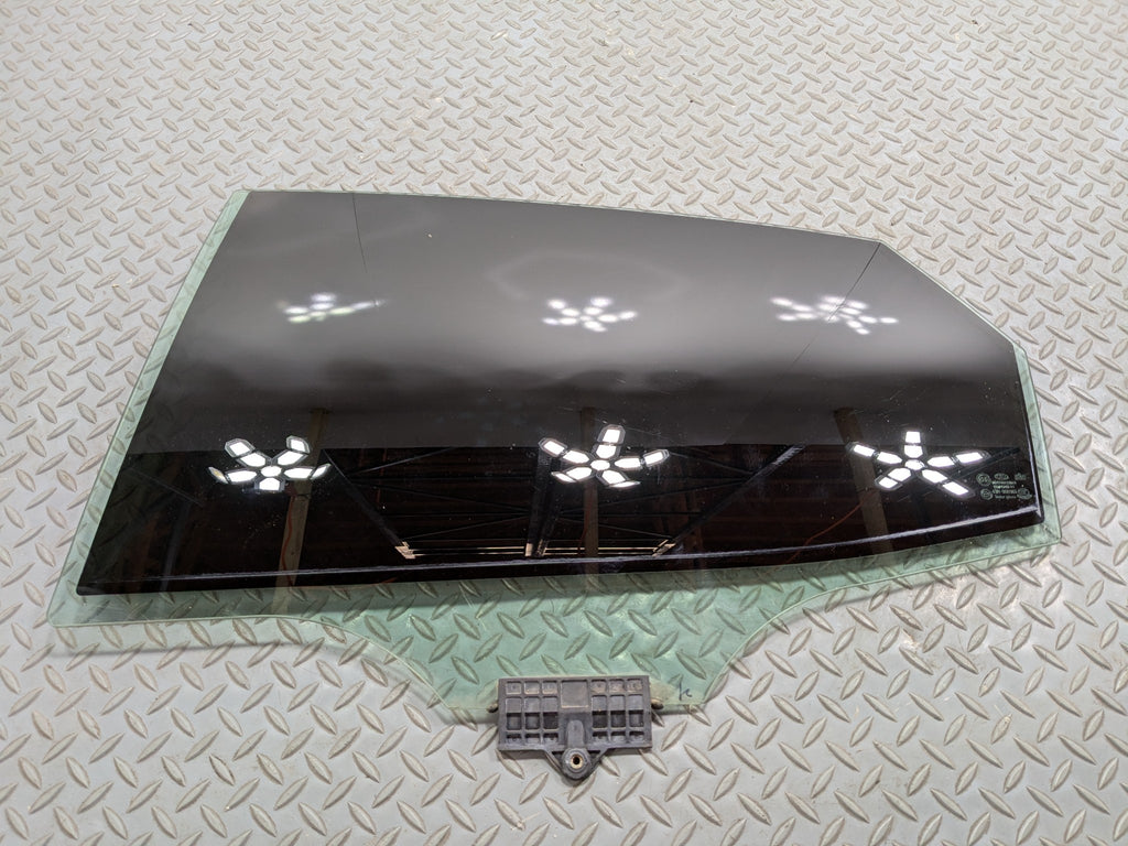 2012 - 2014 HYUNDAI AZERA OEM REAR LEFT DRIVER SIDE DOOR WINDOW GLASS WITH TINT