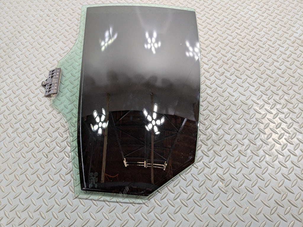 2012 - 2014 HYUNDAI AZERA OEM REAR LEFT DRIVER SIDE DOOR WINDOW GLASS WITH TINT
