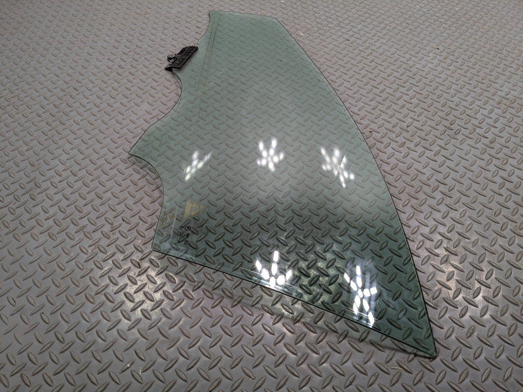 2012 - 2014 HYUNDAI AZERA OEM FRONT LEFT DRIVER SIDE DOOR WINDOW GLASS