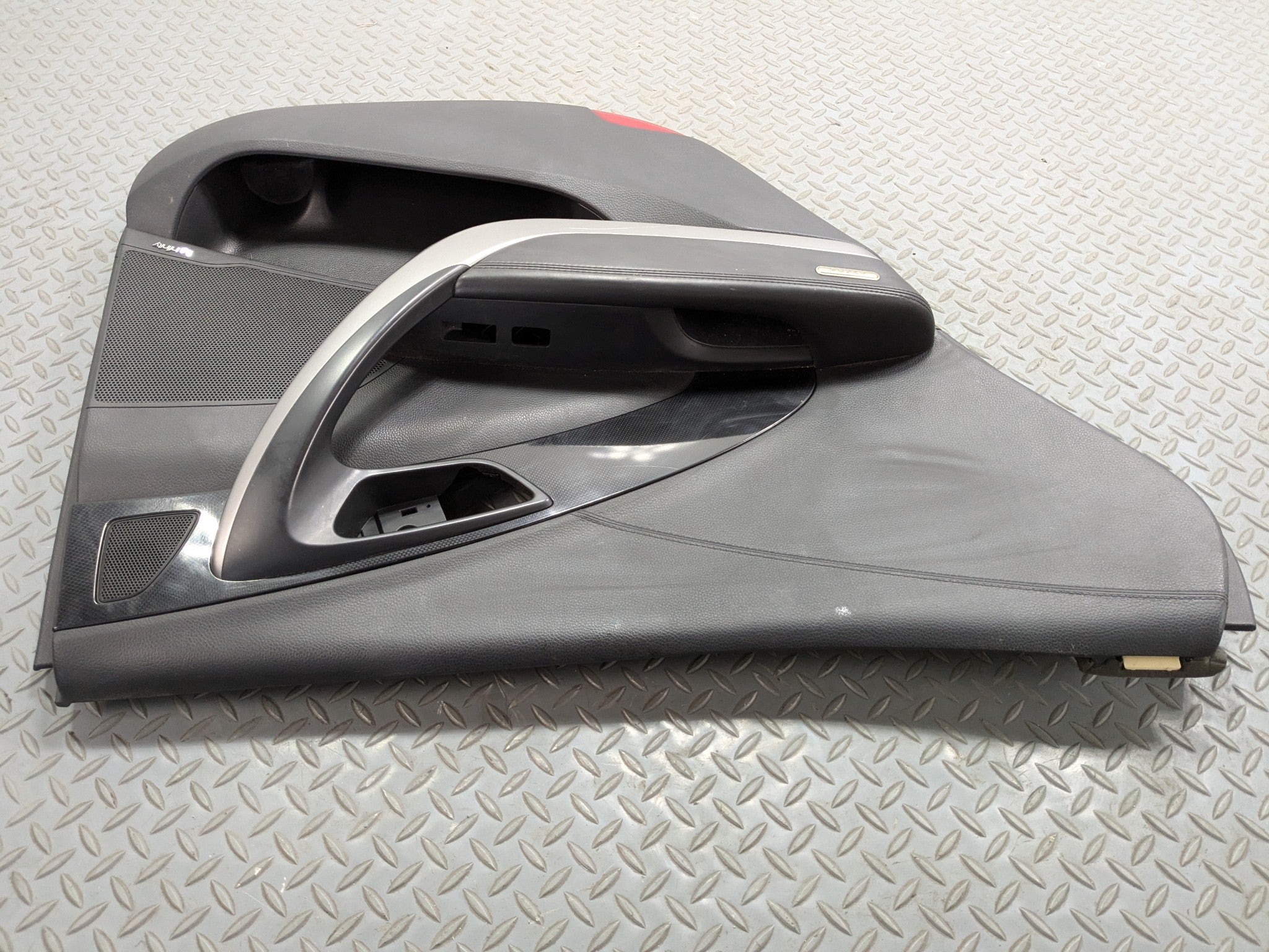 2012 - 2014 HYUNDAI AZERA OEM INTERIOR DOOR TRIM PANEL REAR LEFT DRIVER SIDE