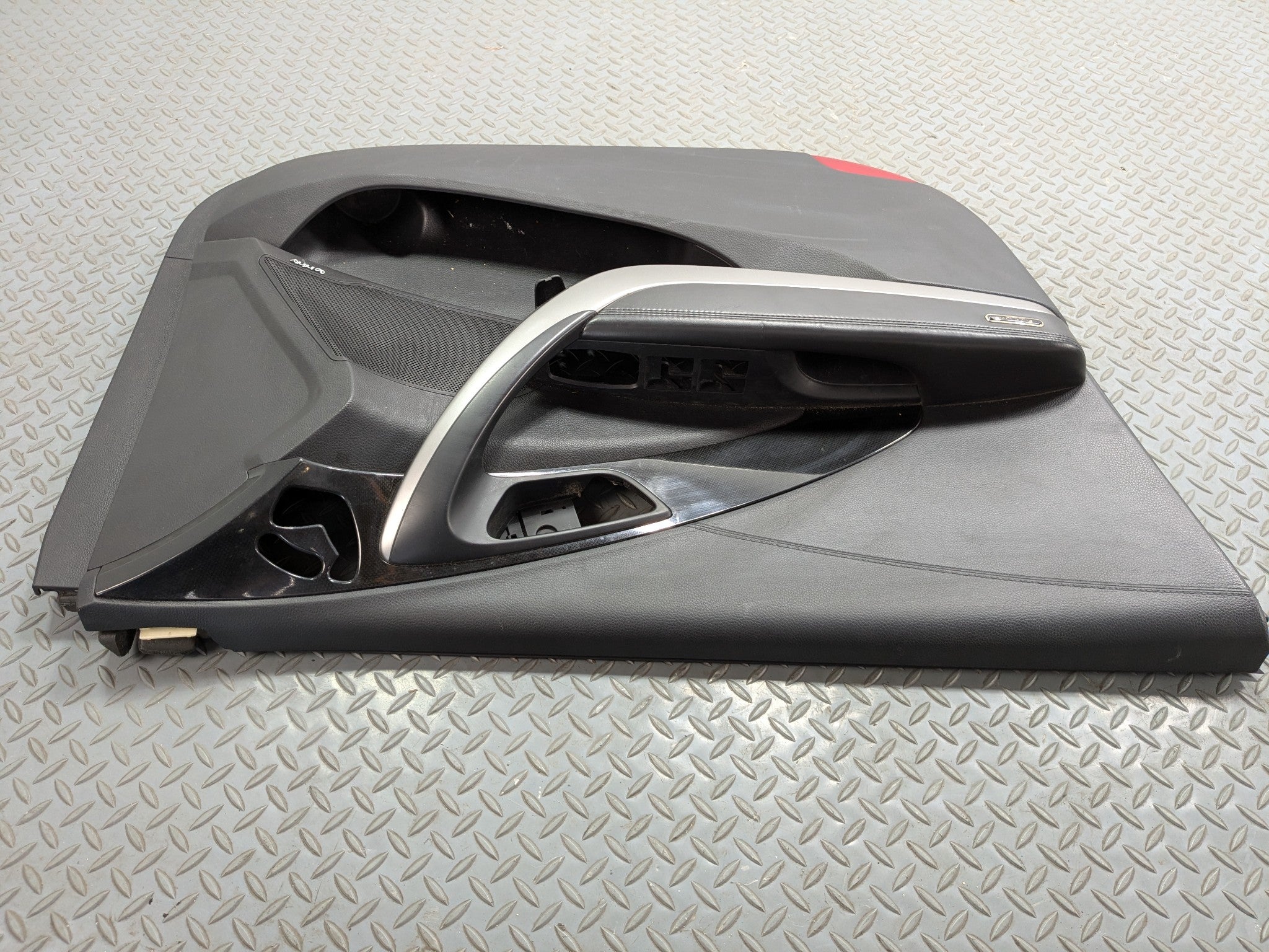 2012 - 2014 HYUNDAI AZERA OEM INTERIOR DOOR TRIM PANEL FRONT LEFT DRIVER SIDE