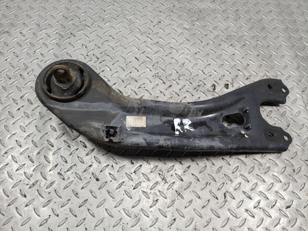 12 - 14 OEM HYUNDAI AZERA TRAILING LOWER CONTROL ARM REAR RIGHT PASSENGER SIDE