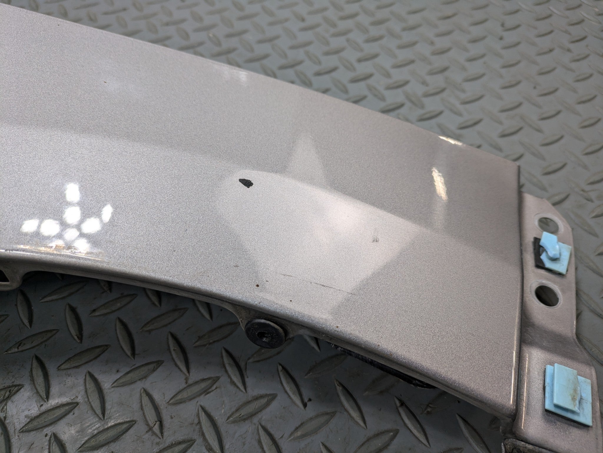 2012 - 2014 HYUNDAI AZERA OEM FENDER COVER PANEL FRONT LEFT DRIVER SIDE SILVER