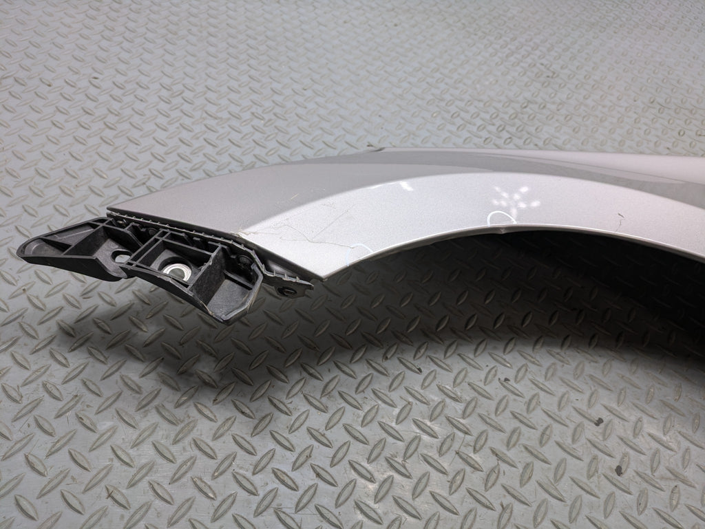 2012 - 2014 HYUNDAI AZERA OEM FENDER COVER PANEL FRONT LEFT DRIVER SIDE SILVER