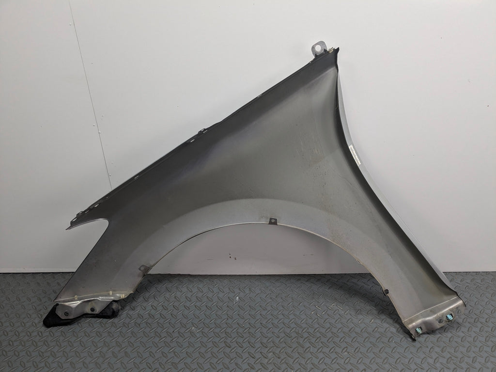 2012 - 2014 HYUNDAI AZERA OEM FENDER COVER PANEL FRONT RIGHT SIDE SILVER