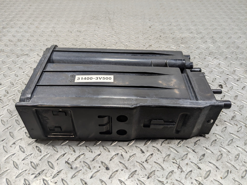 2012 - 2014 HYUNDAI AZERA OEM FUEL VAPOR EVAPORATOR CANISTER ASSEMBLY