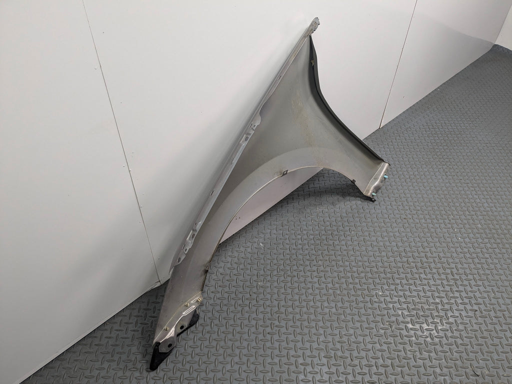 2012 - 2014 HYUNDAI AZERA OEM FENDER COVER PANEL FRONT RIGHT SIDE SILVER