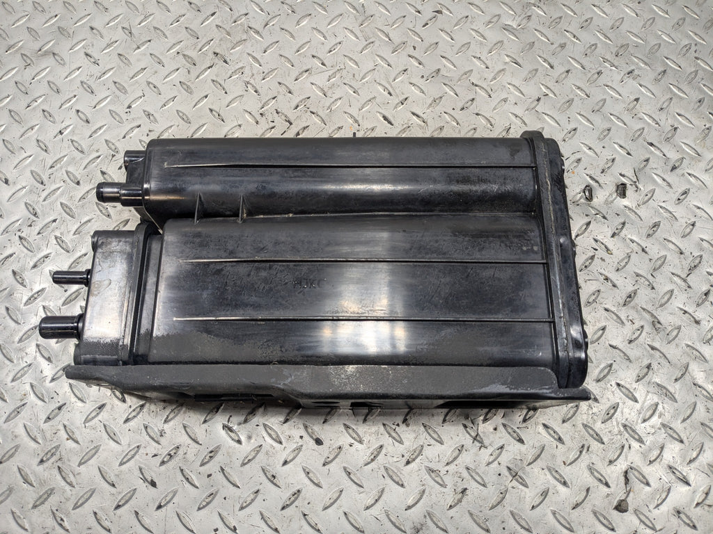 2012 - 2014 HYUNDAI AZERA OEM FUEL VAPOR EVAPORATOR CANISTER ASSEMBLY