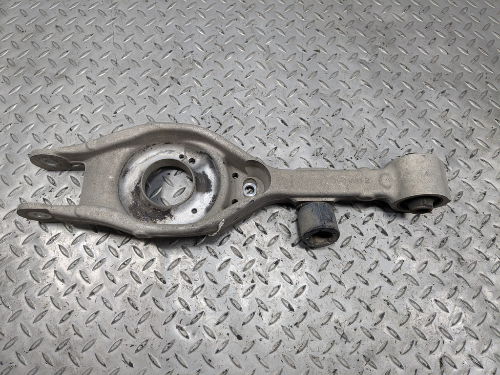 2012 - 2014 HYUNDAI AZERA OEM LOWER CONTROL ARM SPRING SUSPENSION REAR LEFT SIDE