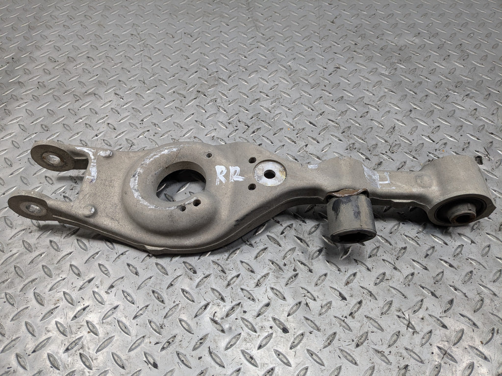 2012 - 2014 HYUNDAI AZERA OEM LOWER CONTROL ARM SUSPENSION REAR RIGHT SIDE